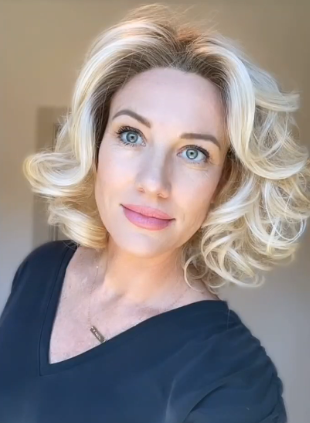 BOUNCY CURL-LACE WIG