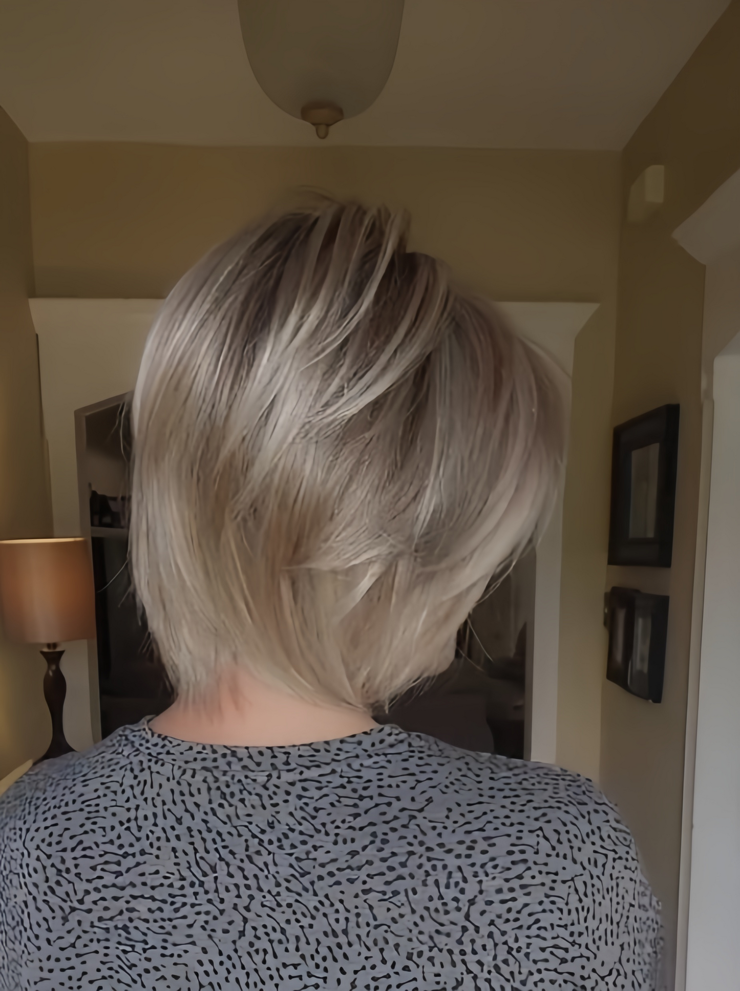 CLASSIC COOL WIG