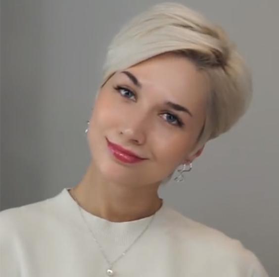 Fresh air-Synthetic Wig