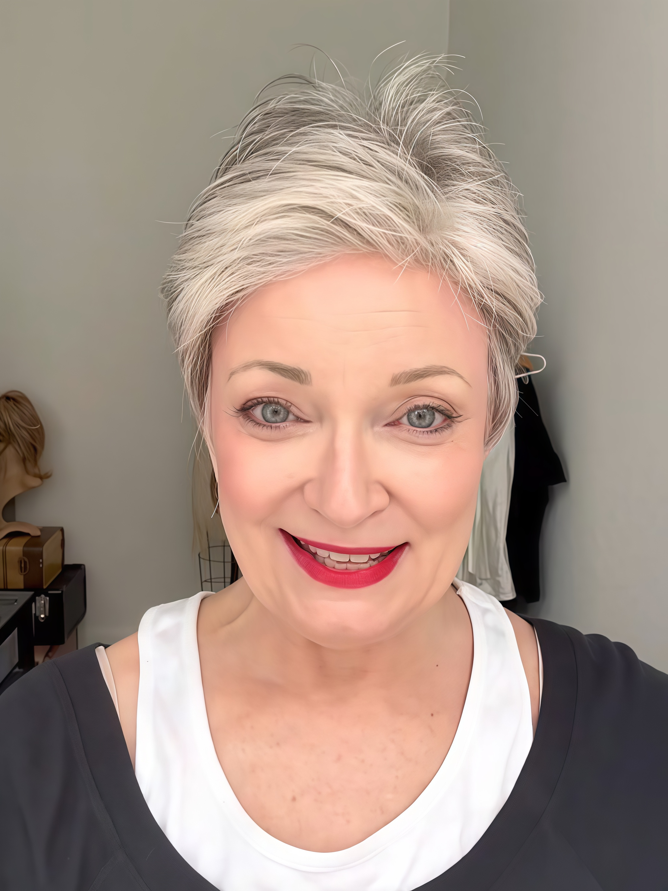 Raquel Welch Flirting With Fashion