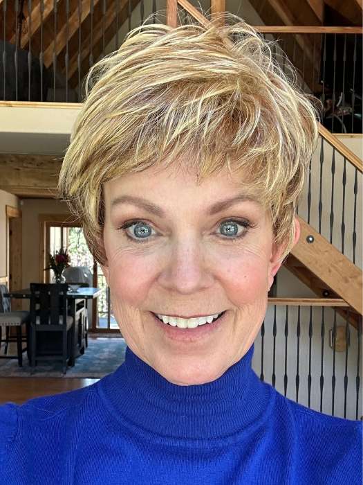 Straight Chic | Synthetic Lace Front Wig (Mono Crown)