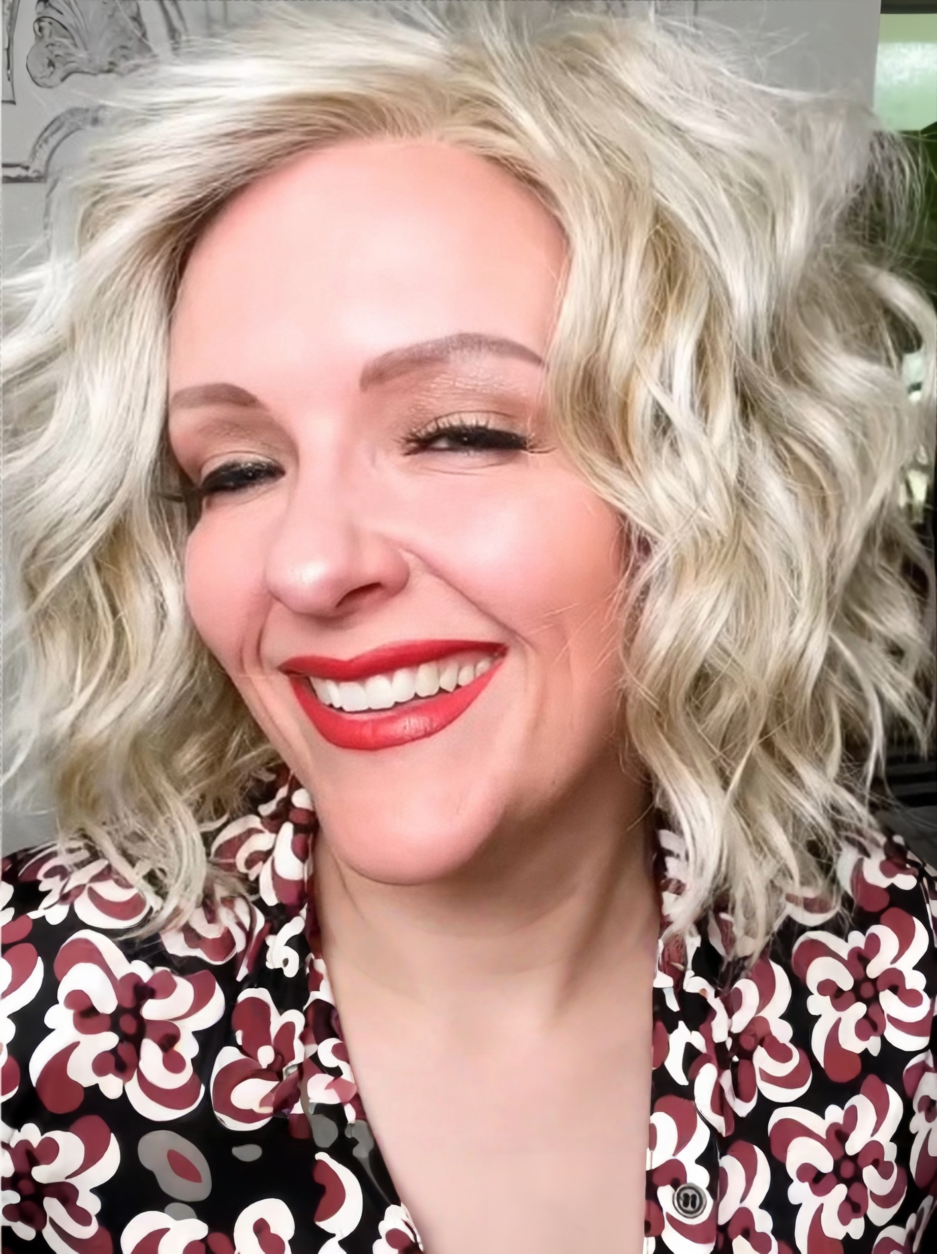 Gabor  Beaming Beauty | Synthetic Lace Front Wig (Mono Part)