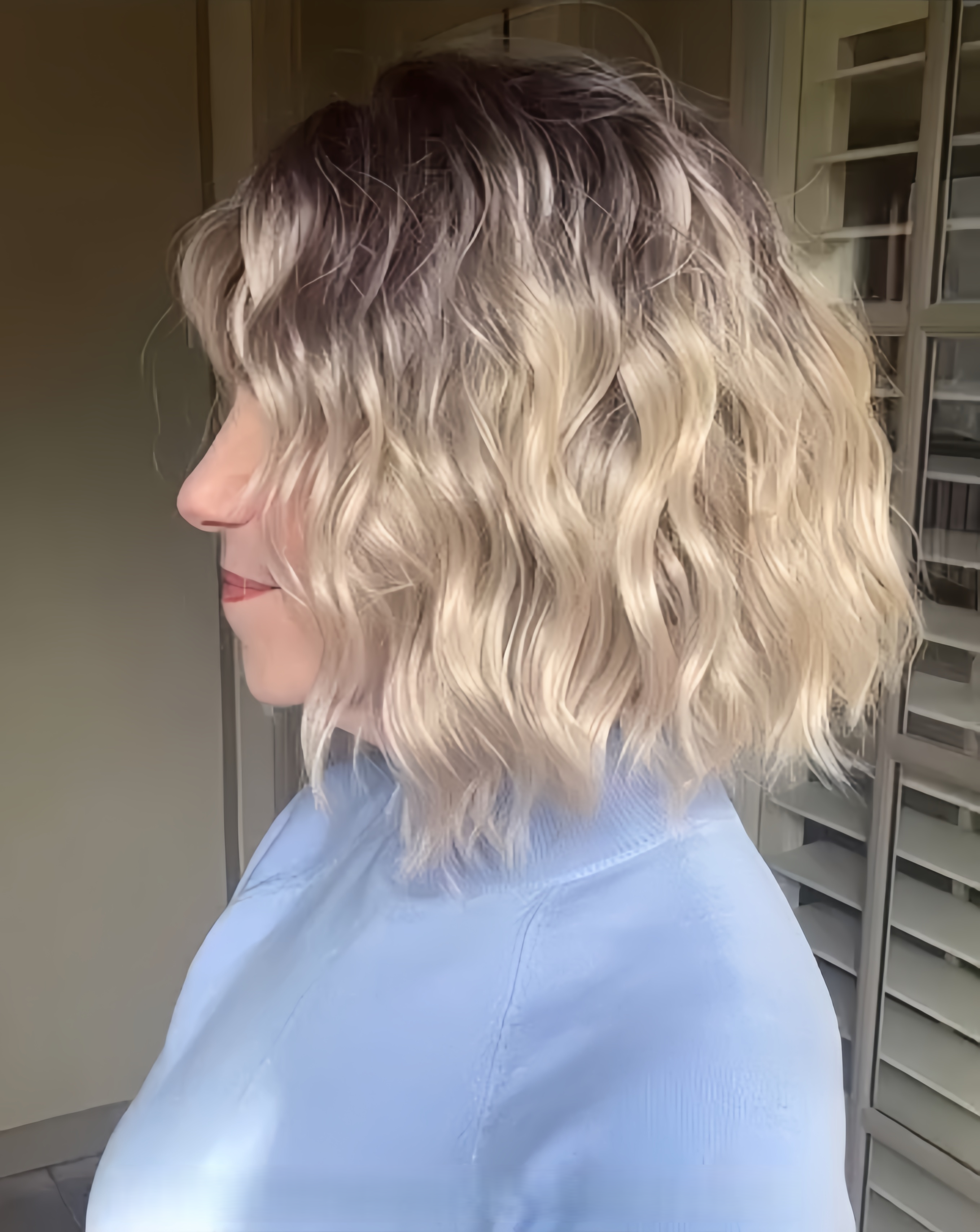 Vanilla Latte |Baby Blonde Short Wavy Bob Synthetic Wig with Bangs
