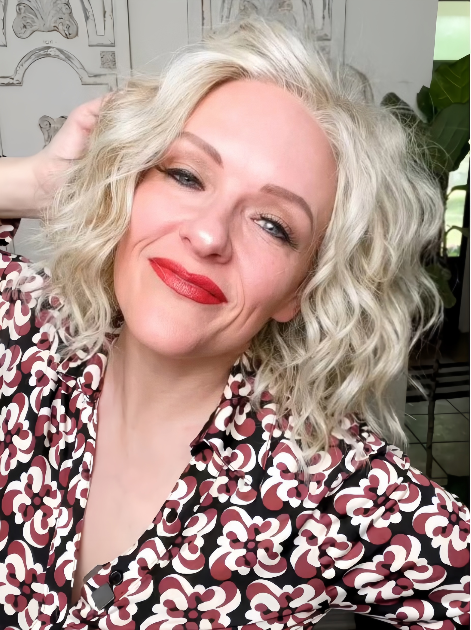 Gabor  Beaming Beauty | Synthetic Lace Front Wig (Mono Part)